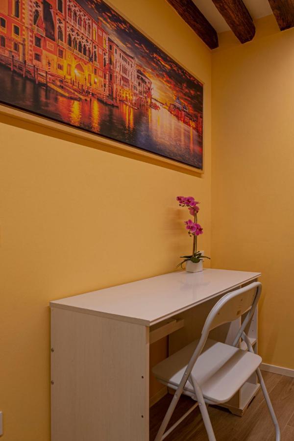 Nina Sweet Home In Венеция Екстериор снимка
